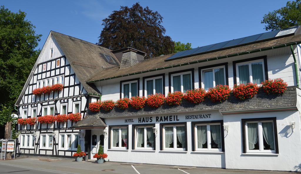 Hotel Haus Rameil Lennestadt Extérieur photo