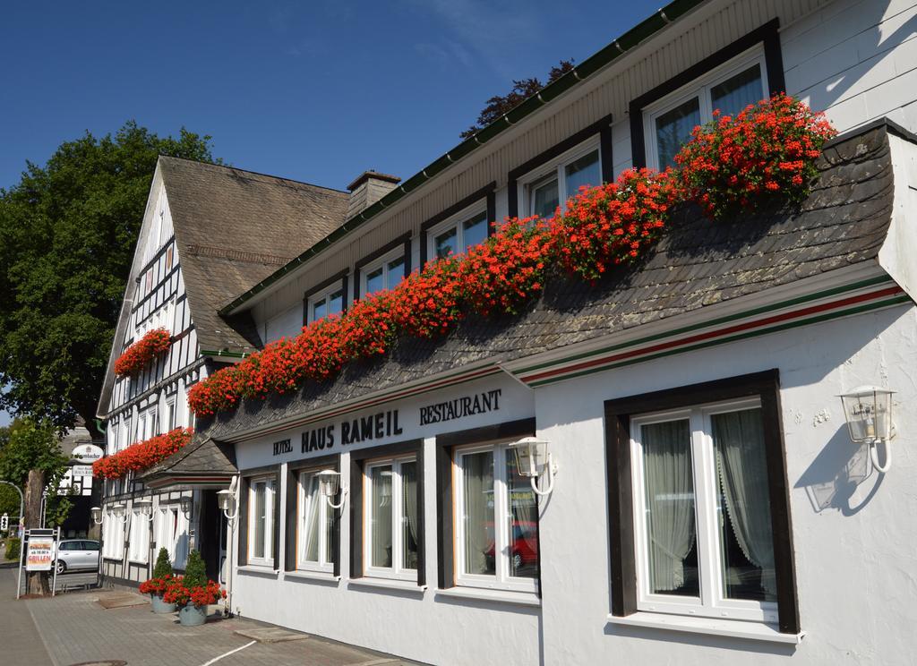 Hotel Haus Rameil Lennestadt Extérieur photo
